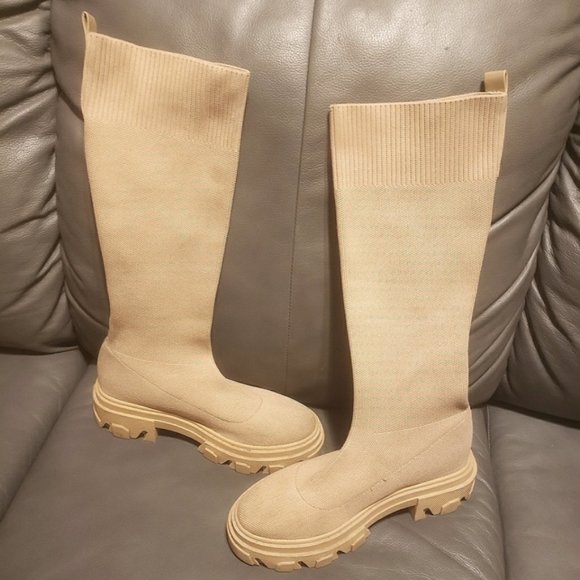 FOREVER 21 CHUNKY HIGH BOOTS - Picture 1 of 2